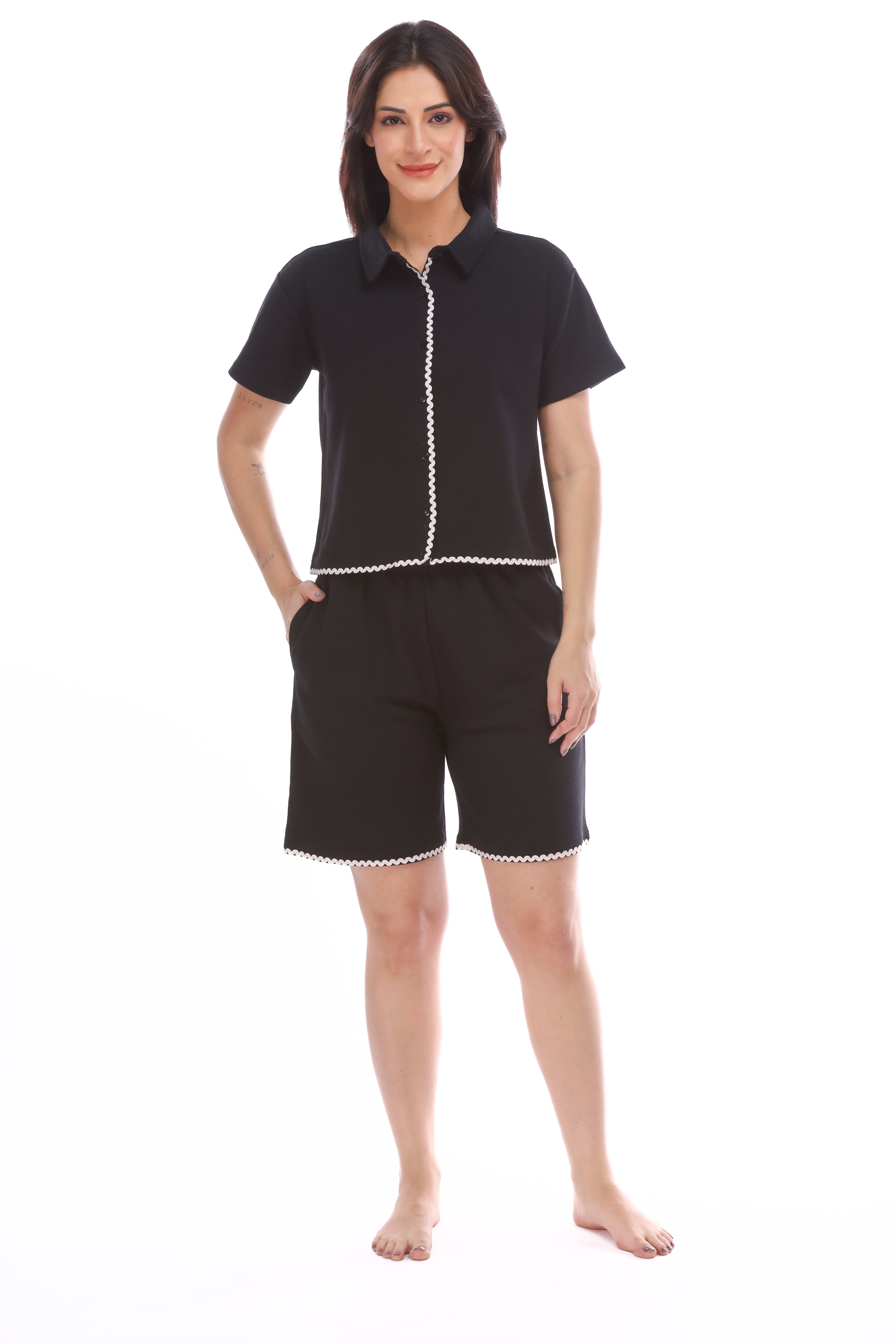 Detailing Shorts Set