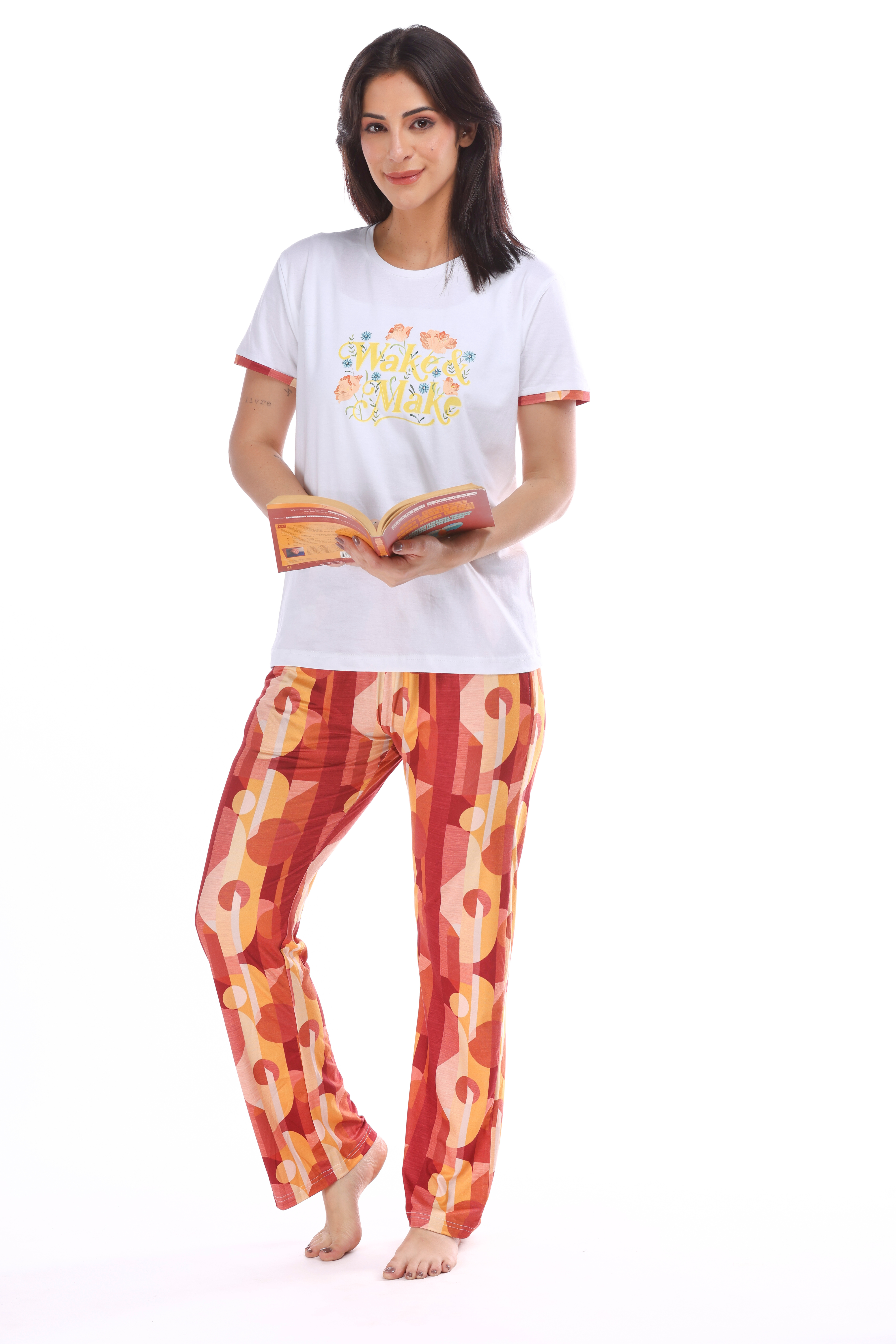 Wake & Make Pyjama Set